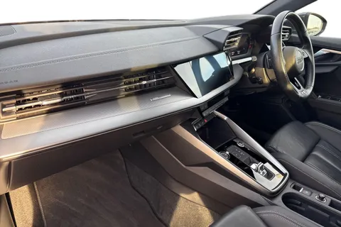 BP70JSV Audi A3 S line 40 TFSI e  204 PS S tronic Thumbnail #16