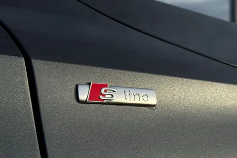 BP70JSV Audi A3 S line 40 TFSI e  204 PS S tronic Thumbnail #29