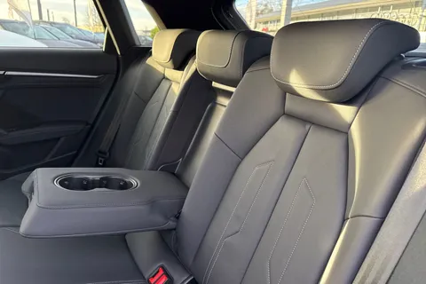 BP70JSV Audi A3 S line 40 TFSI e  204 PS S tronic Thumbnail #34