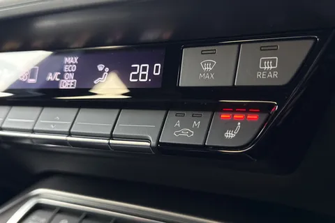 BP70JSV Audi A3 S line 40 TFSI e  204 PS S tronic Thumbnail #36