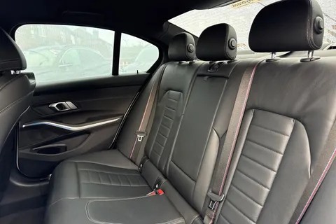 BP70OJO BMW 3 Series 2.0 330e 12kWh M Sport Auto Euro 6 (s/s) 4dr Thumbnail #14