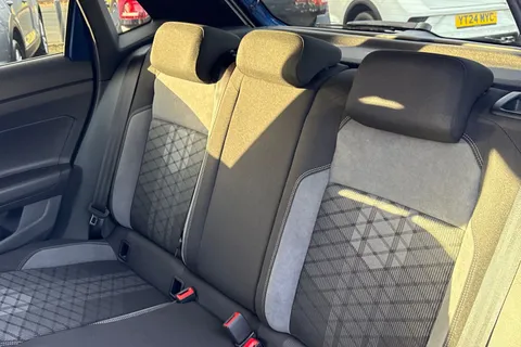 KT74ZHE Volkswagen Polo 1.0 TSI 115 R-Line 5dr DSG | App Connect | ACC Thumbnail #14