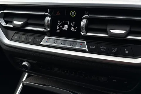 BP70OJO BMW 3 Series 2.0 330e 12kWh M Sport Auto Euro 6 (s/s) 4dr Thumbnail #19