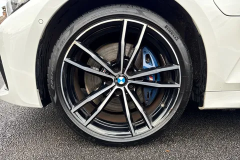 BP70OJO BMW 3 Series 2.0 330e 12kWh M Sport Auto Euro 6 (s/s) 4dr Thumbnail #24