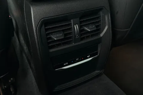 BP70OJO BMW 3 Series 2.0 330e 12kWh M Sport Auto Euro 6 (s/s) 4dr Thumbnail #37