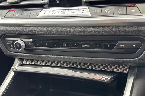 BP70OJO BMW 3 Series 2.0 330e 12kWh M Sport Auto Euro 6 (s/s) 4dr Thumbnail #52