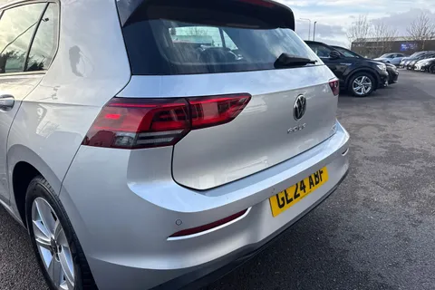 GL24ABF Volkswagen Golf 1.5 eTSI 150 Life 5dr DSG Thumbnail #8