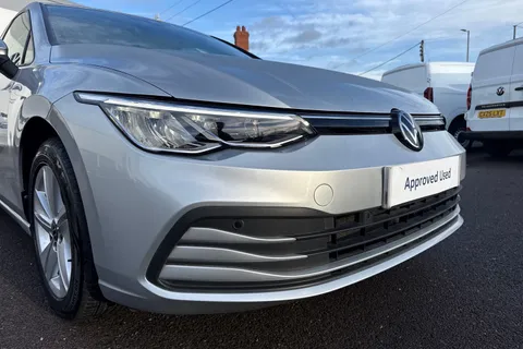 GL24ABF Volkswagen Golf 1.5 eTSI 150 Life 5dr DSG Thumbnail #9