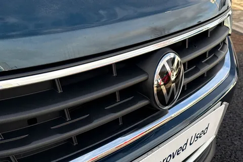 DE72VTJ Volkswagen Tiguan 1.5 TSI 150 Life 5dr DSG Thumbnail #28