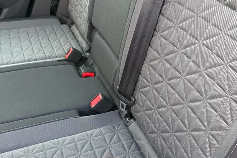 DE72VTJ Volkswagen Tiguan 1.5 TSI 150 Life 5dr DSG Thumbnail #32