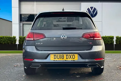 DU18DXO Volkswagen Golf 1.5 TSI EVO 150 R-Line 5dr DSG | ACC | LED Headlights Thumbnail #4