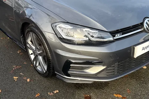 DU18DXO Volkswagen Golf 1.5 TSI EVO 150 R-Line 5dr DSG | ACC | LED Headlights Thumbnail #9