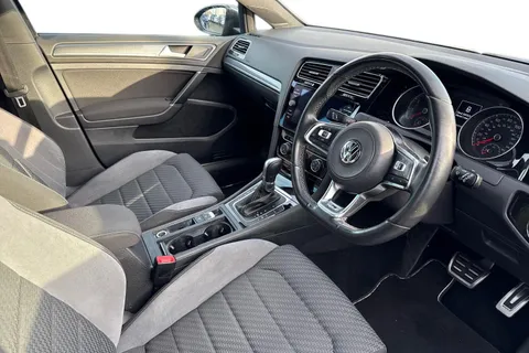 DU18DXO Volkswagen Golf 1.5 TSI EVO 150 R-Line 5dr DSG | ACC | LED Headlights Thumbnail #14