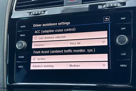 DU18DXO Volkswagen Golf 1.5 TSI EVO 150 R-Line 5dr DSG | ACC | LED Headlights Thumbnail #30