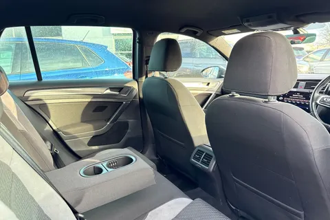 DU18DXO Volkswagen Golf 1.5 TSI EVO 150 R-Line 5dr DSG | ACC | LED Headlights Thumbnail #35