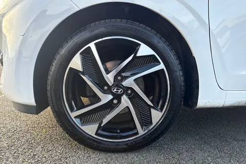 WL24AKG Hyundai I10 1.2 Premium Euro 6 (s/s) 5dr Thumbnail #13