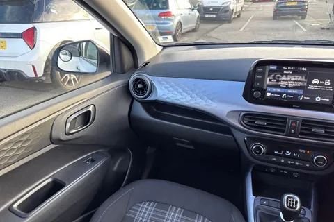 WL24AKG Hyundai I10 1.2 Premium Euro 6 (s/s) 5dr Thumbnail #21