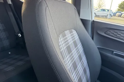 WL24AKG Hyundai I10 1.2 Premium Euro 6 (s/s) 5dr Thumbnail #57