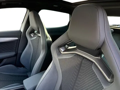 DE25VOT CUPRA Formentor 2.0 TSI 333 VZ3 5dr DSG 4Drive **Panoramic sunroof** Thumbnail #11