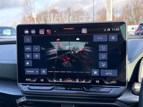 DE25VOT CUPRA Formentor 2.0 TSI 333 VZ3 5dr DSG 4Drive **Panoramic sunroof** Thumbnail #19