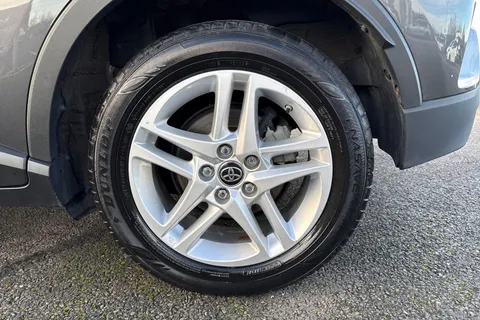 LV72TLK Toyota C-Hr 1.8 VVT-h Icon CVT Euro 6 (s/s) 5dr Thumbnail #12