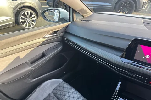 DG23JZJ Volkswagen Golf 1.5 TSI R-Line 5dr | App Connect | ACC Thumbnail #20