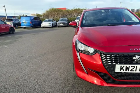 KW21FVV PEUGEOT 208 1.2 PureTech Allure Premium Euro 6 (s/s) 5dr Thumbnail #26