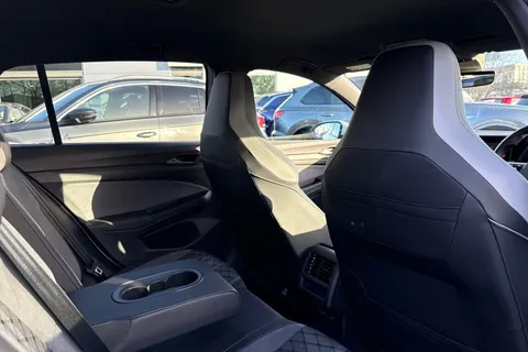 DG23JZJ Volkswagen Golf 1.5 TSI R-Line 5dr | App Connect | ACC Thumbnail #36