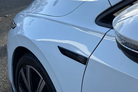 DG23JZJ Volkswagen Golf 1.5 TSI R-Line 5dr | App Connect | ACC Thumbnail #39