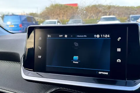 KW21FVV PEUGEOT 208 1.2 PureTech Allure Premium Euro 6 (s/s) 5dr Thumbnail #50