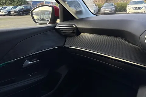 KW21FVV PEUGEOT 208 1.2 PureTech Allure Premium Euro 6 (s/s) 5dr Thumbnail #62