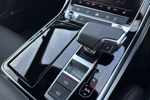 KM25HMV Audi Q7 SUV  S line 50 TDI quattro 286 PS tiptronic Thumbnail #24