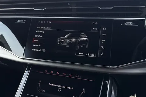 KM25HMV Audi Q7 SUV  S line 50 TDI quattro 286 PS tiptronic Thumbnail #36