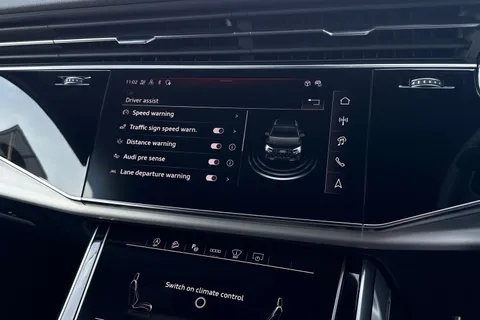 KM25HMV Audi Q7 SUV  S line 50 TDI quattro 286 PS tiptronic Thumbnail #41