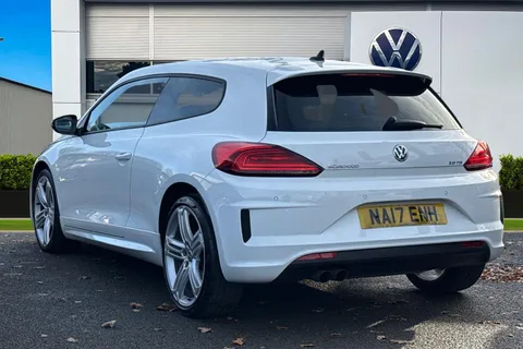 NA17ENH Volkswagen Scirocco 2.0 TDi BlueMotion Tech R-Line 3dr DSG | Heated Seats | Leather Trim Thumbnail #2