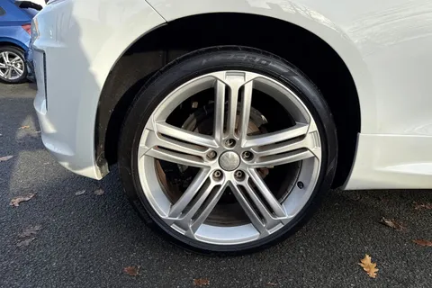 NA17ENH Volkswagen Scirocco 2.0 TDi BlueMotion Tech R-Line 3dr DSG | Heated Seats | Leather Trim Thumbnail #11