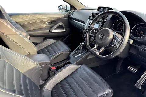 NA17ENH Volkswagen Scirocco 2.0 TDi BlueMotion Tech R-Line 3dr DSG | Heated Seats | Leather Trim Thumbnail #14