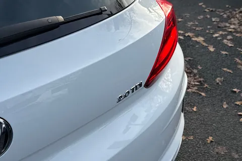 NA17ENH Volkswagen Scirocco 2.0 TDi BlueMotion Tech R-Line 3dr DSG | Heated Seats | Leather Trim Thumbnail #35