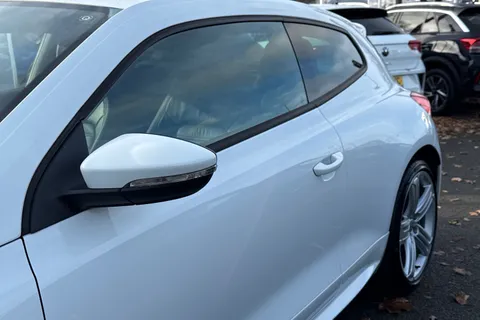 NA17ENH Volkswagen Scirocco 2.0 TDi BlueMotion Tech R-Line 3dr DSG | Heated Seats | Leather Trim Thumbnail #36