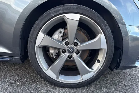 KK68SZC Audi A4 Avant Avant Black Edition 40 TDI  190 PS S tronic Thumbnail #12