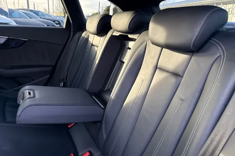 KK68SZC Audi A4 Avant Avant Black Edition 40 TDI  190 PS S tronic Thumbnail #34