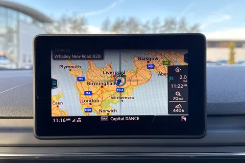 KK68SZC Audi A4 Avant Avant Black Edition 40 TDI  190 PS S tronic Thumbnail #38