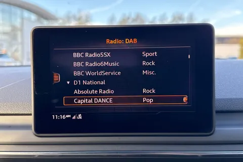 KK68SZC Audi A4 Avant Avant Black Edition 40 TDI  190 PS S tronic Thumbnail #39