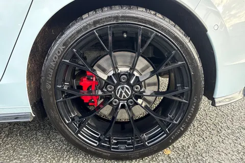 CX75TCU Volkswagen Golf 2.0 TSI 300 GTI Clubsport 5dr DSG⭐Sunroof, Black Pack, Head-up display⭐ Thumbnail #11