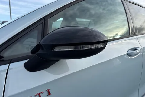 CX75TCU Volkswagen Golf 2.0 TSI 300 GTI Clubsport 5dr DSG⭐Sunroof, Black Pack, Head-up display⭐ Thumbnail #31