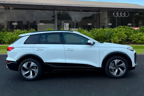 PX75YWB Audi Q6 E-Tron Q6 SUV S line e-tron performance  225,00 kW Thumbnail #4