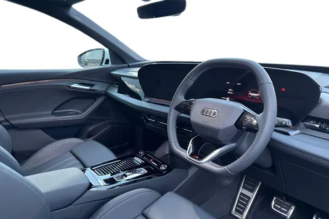 PX75YWB Audi Q6 E-Tron Q6 SUV S line e-tron performance  225,00 kW Thumbnail #14