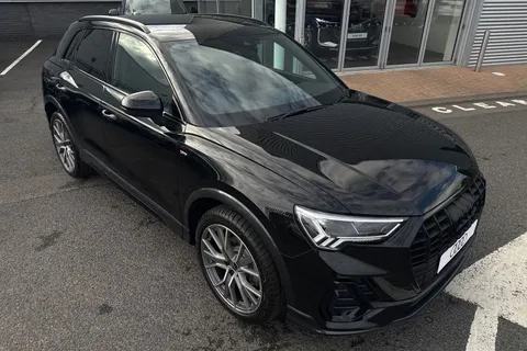 PX75YVO Audi Q3 Black Edition 35 TFSI  150 PS S tronic Thumbnail #35