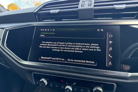 PX75YVO Audi Q3 Black Edition 35 TFSI  150 PS S tronic Thumbnail #53