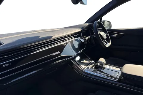 PX75KMG Audi Q7 SUV  Black Edition TDI quattro 231 PS tiptronic Thumbnail #15